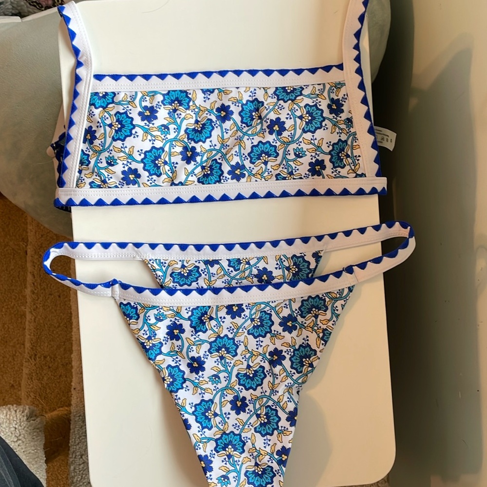 SHEIN bikini -never worn before